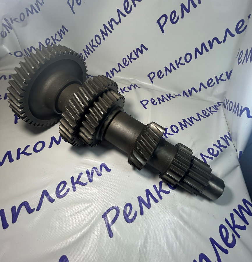 Вал 047 промежуточный КПП-14 в сб. (ПАО КАМАЗ)